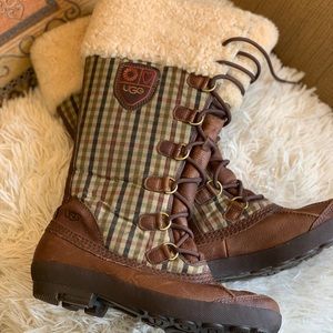 Snow/rain boots, 8.5 UGG